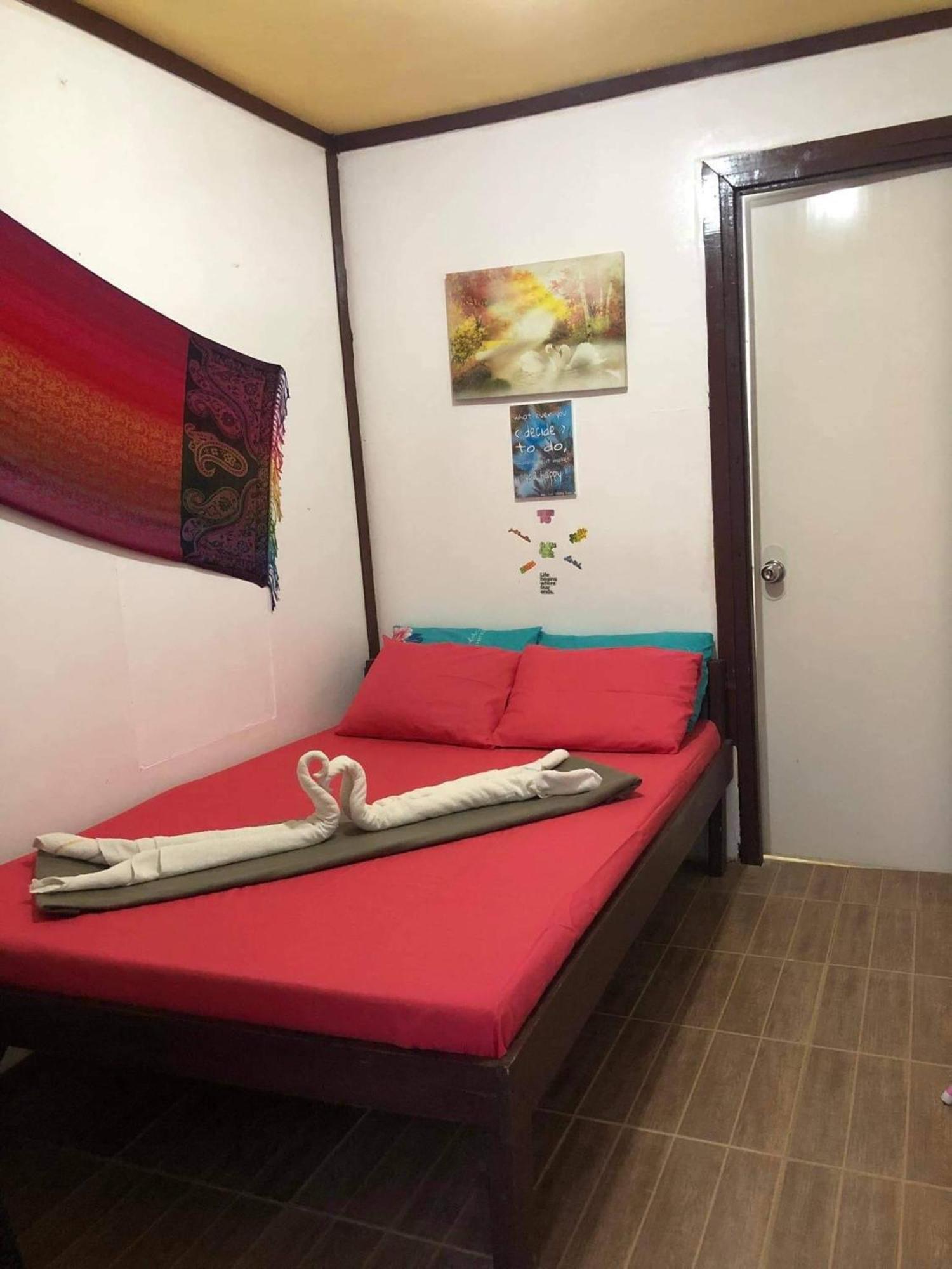 Sun Valley Backpackers Inn Эль-Нидо Экстерьер фото